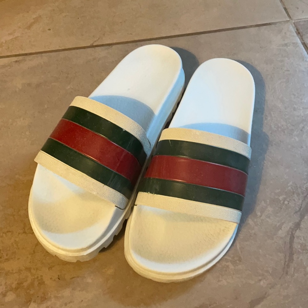 White Gucci flip-flops web slide sandal